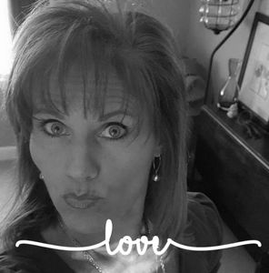 Meet your Posher, Brenda